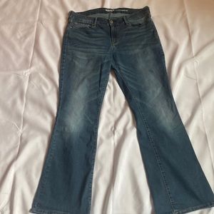 Denizen from Levi’s, boot cut jeans, size 14